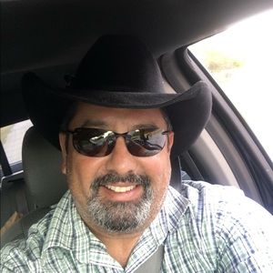 Meet your Posher, Gary